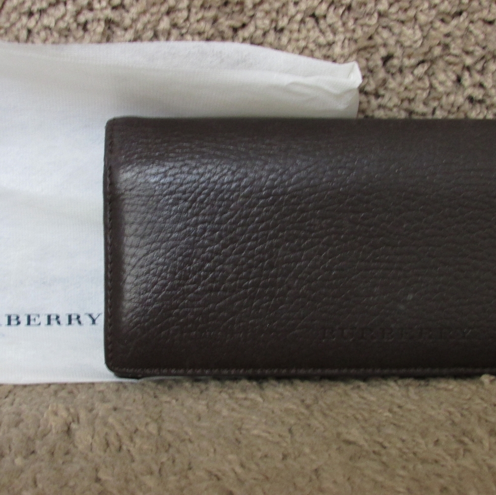 Pebbled leather Burberry Wallet